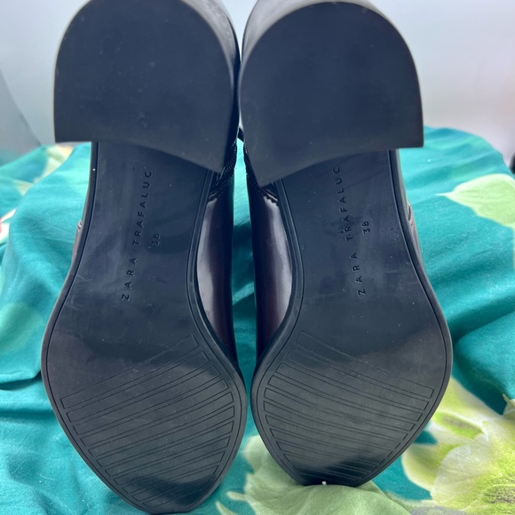 Zara Maroon/Black ankle boots - Picture 6 of 9